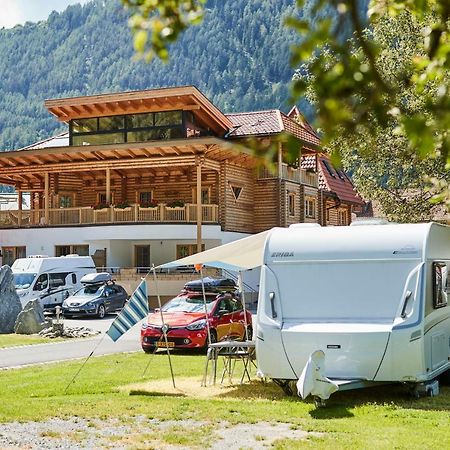 Camping Dreilaendereck Blockhuetten & Apartments รีด อิม โอเบอร์อินน์ทาล ภายนอก รูปภาพ