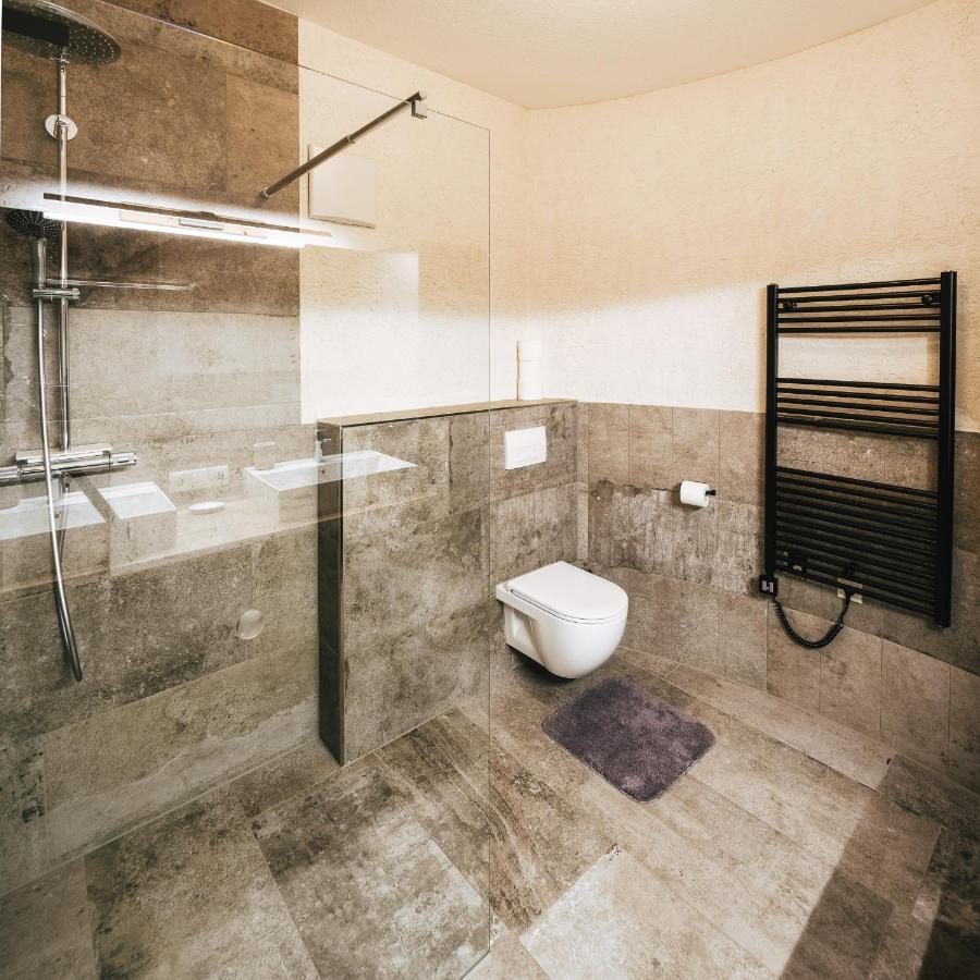 Camping Dreilaendereck Blockhuetten & Apartments รีด อิม โอเบอร์อินน์ทาล ภายนอก รูปภาพ