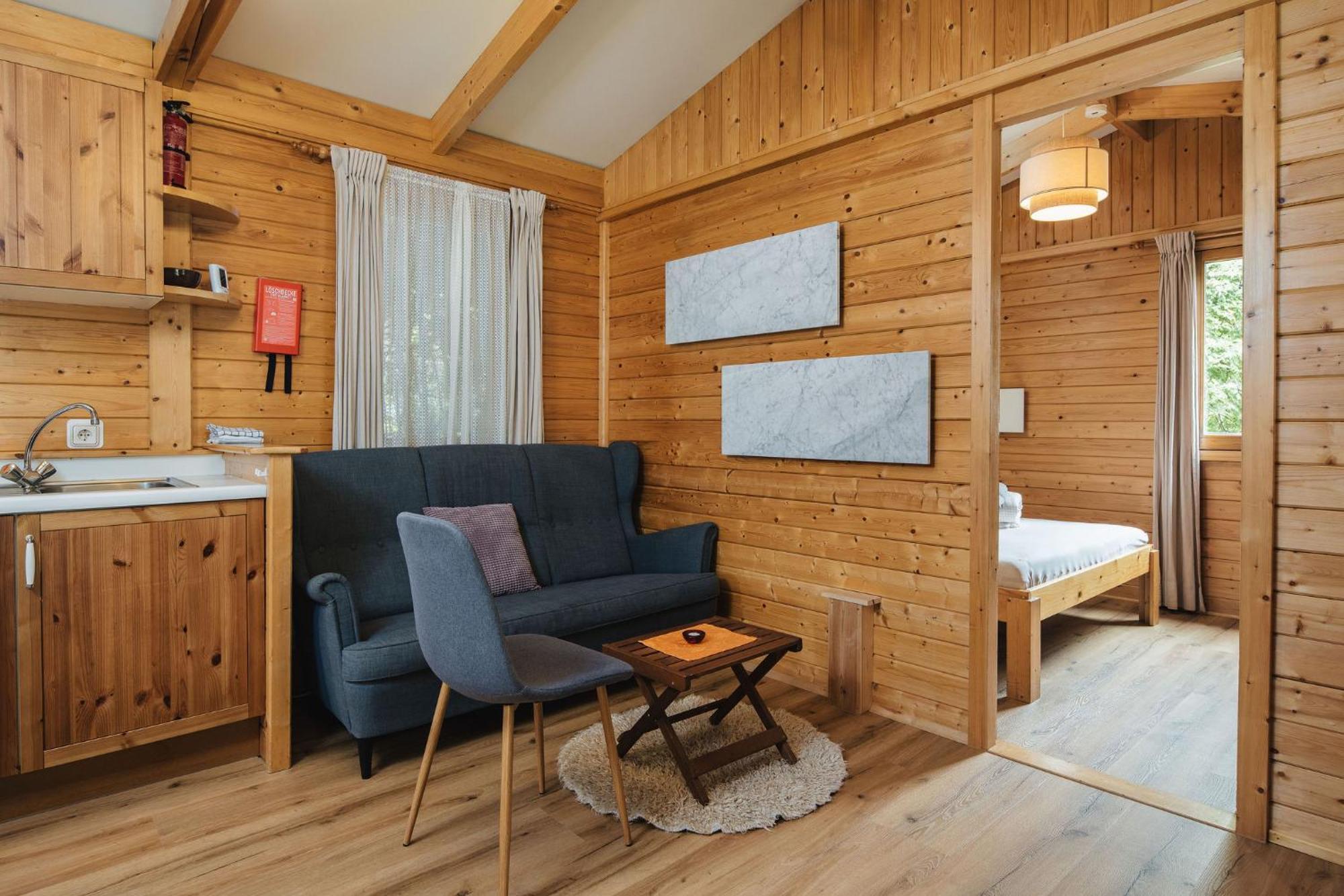 Camping Dreilaendereck Blockhuetten & Apartments รีด อิม โอเบอร์อินน์ทาล ภายนอก รูปภาพ