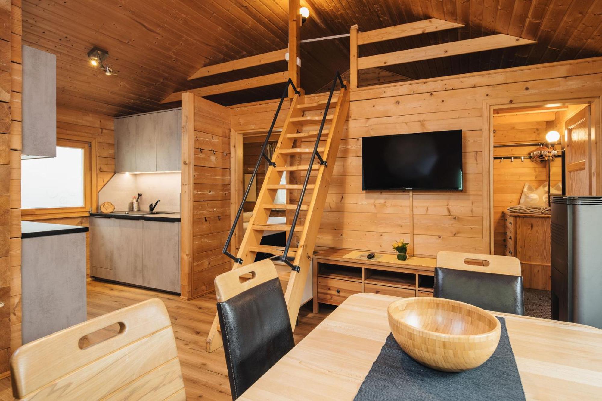 Camping Dreilaendereck Blockhuetten & Apartments รีด อิม โอเบอร์อินน์ทาล ภายนอก รูปภาพ