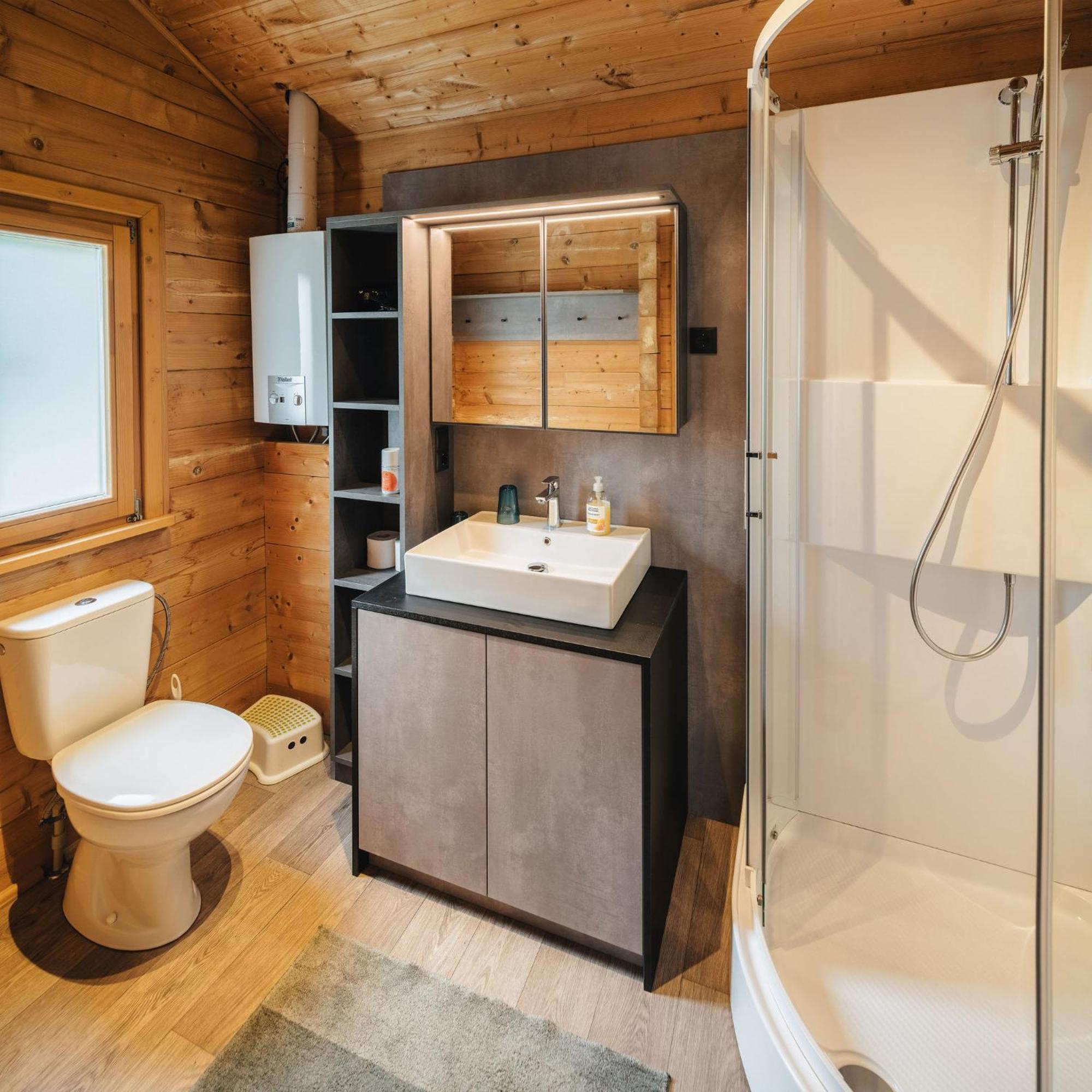 Camping Dreilaendereck Blockhuetten & Apartments รีด อิม โอเบอร์อินน์ทาล ภายนอก รูปภาพ