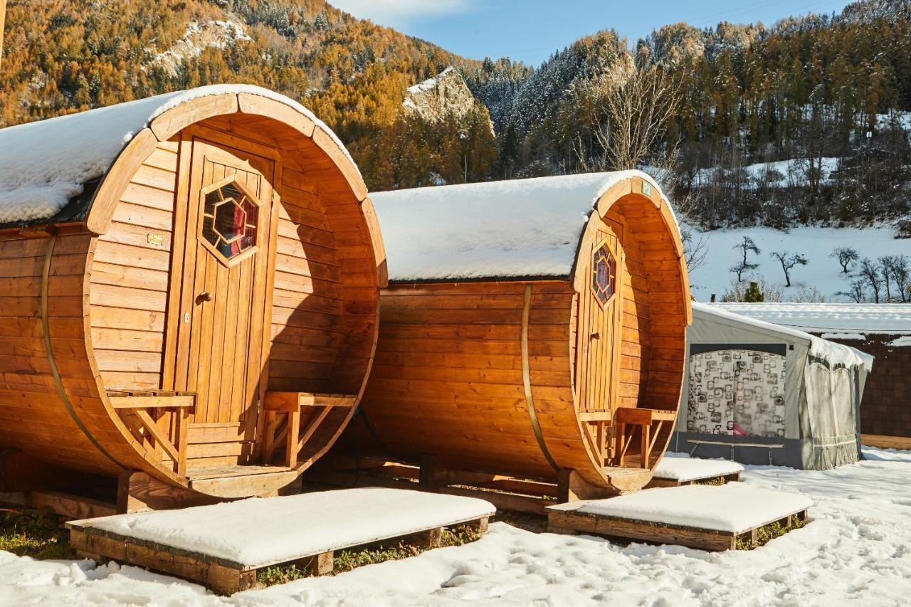 Camping Dreilaendereck Blockhuetten & Apartments รีด อิม โอเบอร์อินน์ทาล ภายนอก รูปภาพ